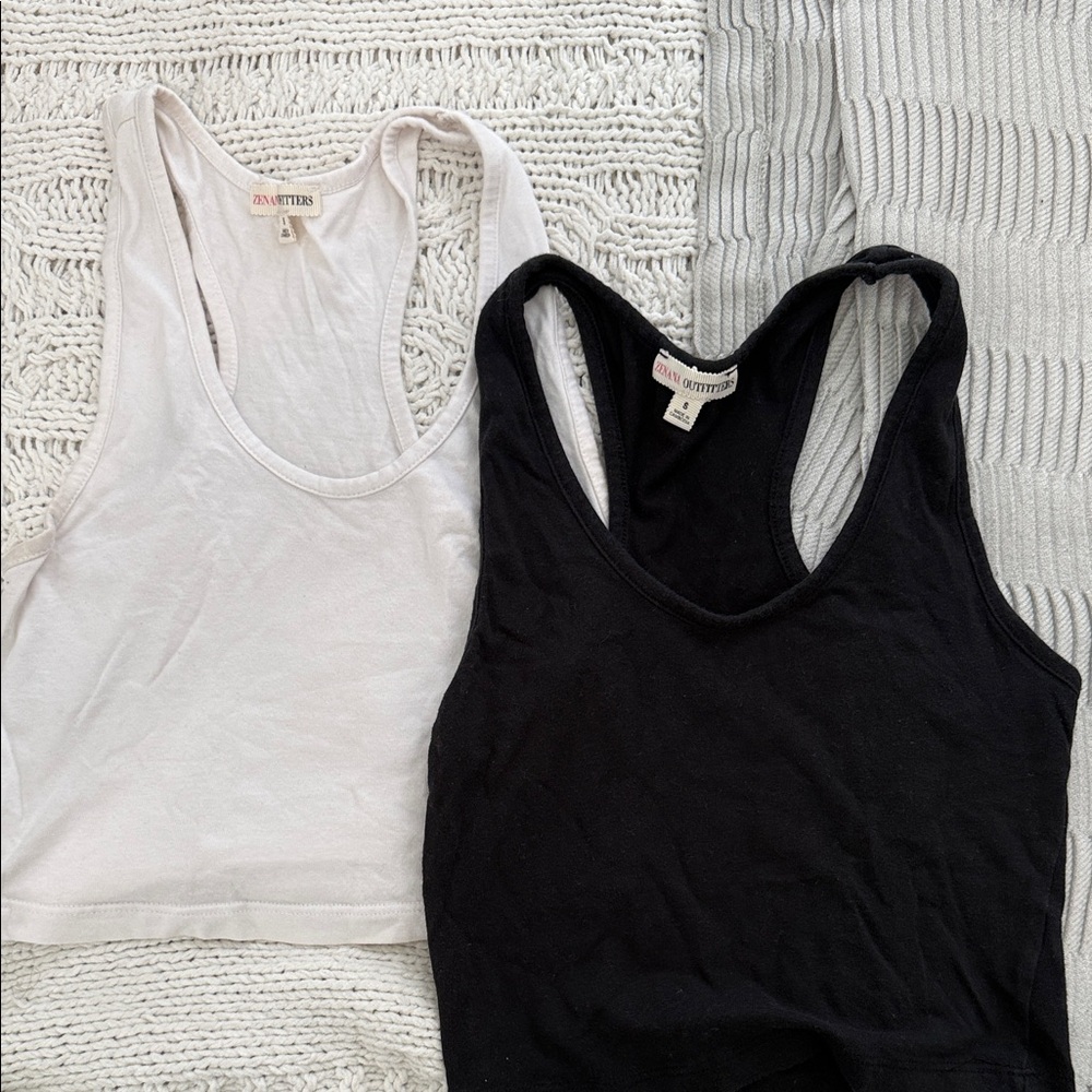 Women's Black and White Cropped Tank Tops
